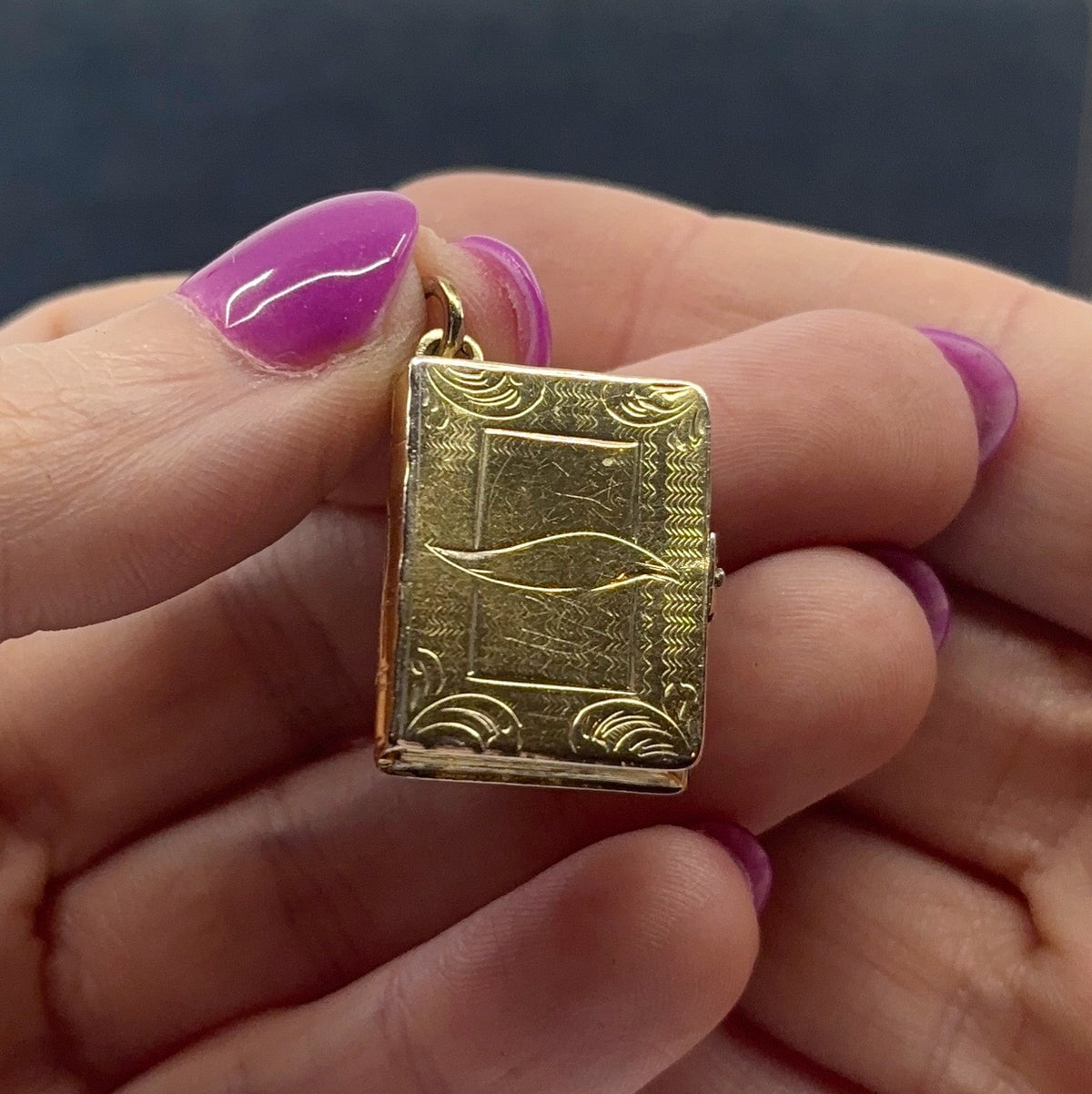 Author Unknown | Victorian 14K Gold Book Locket